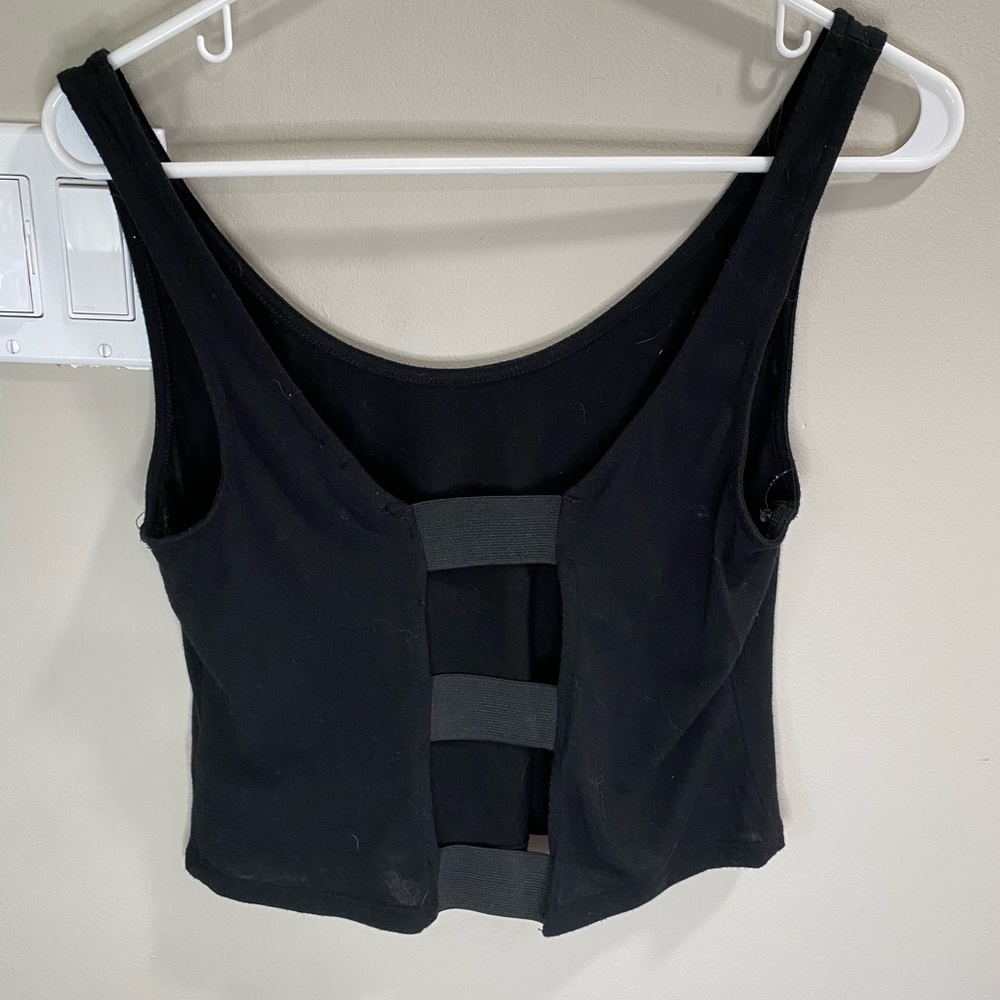 MATERIAL GIRL women’s crop top, black, ladder back cutout size Large